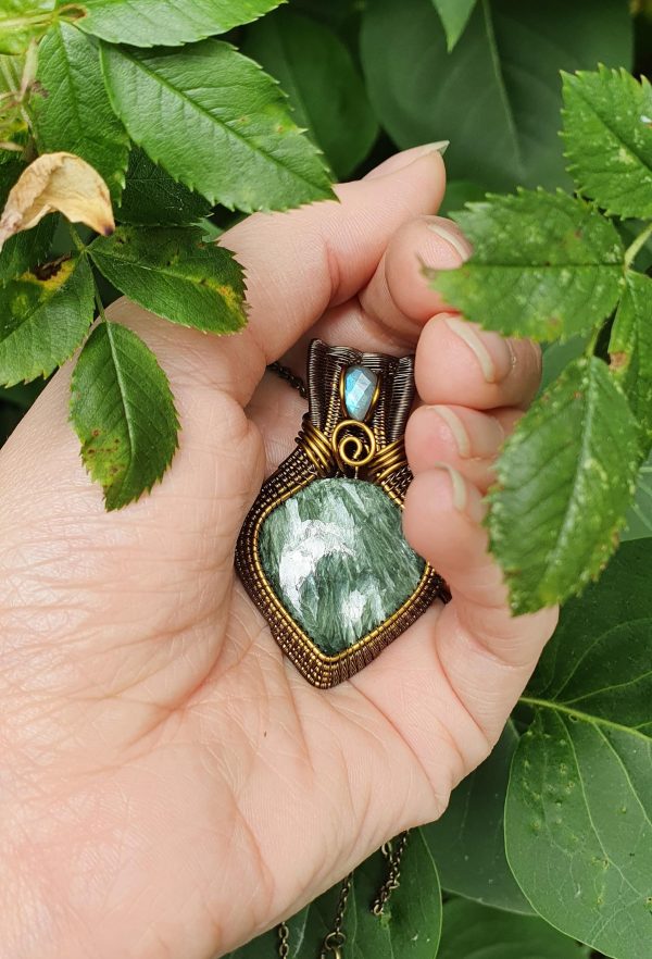 Collier coeur vert séraphinite - bijou celte