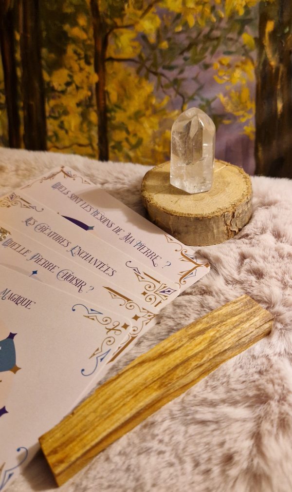 Planches divinatoires et pendule divination aventurine palo santo pointe de cristal de roche