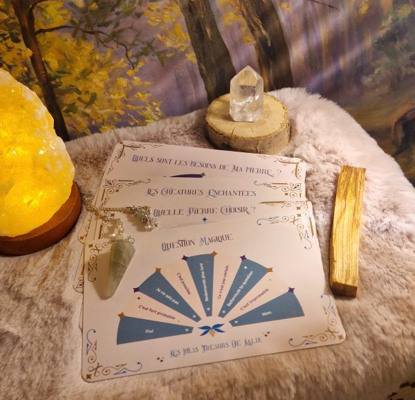 Planches divinatoires et pendule divination aventurine